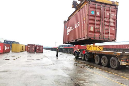 深度融入企業產業鏈 打造高效光伏產品鐵路運輸新通道與一體化打包服務